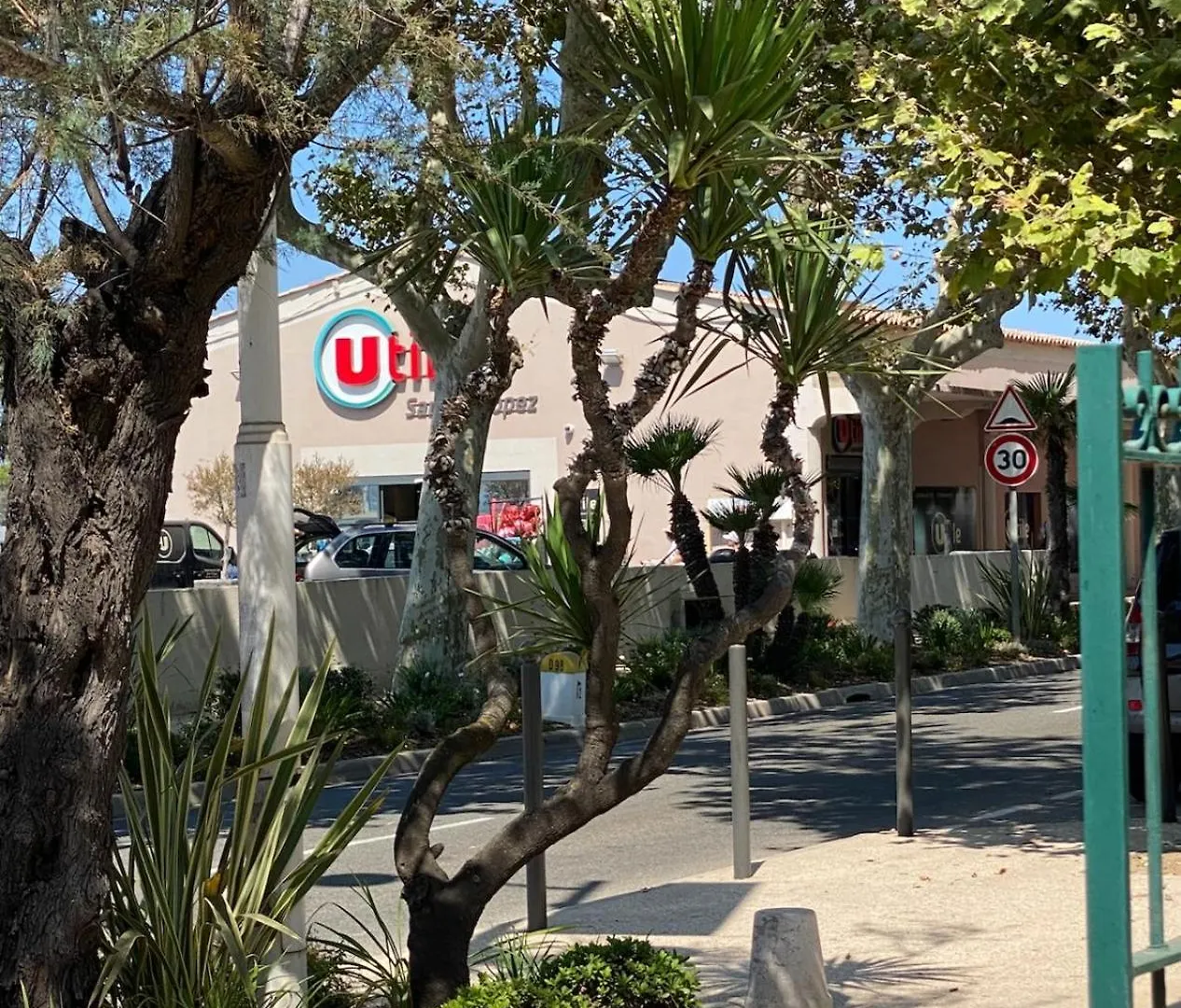 Apartment Appartement 4 P Avec Grande Terrasse, Piscine, Parking Dans Saint Tropez Centre France