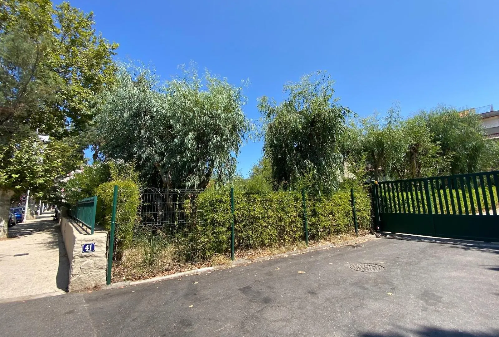 Appartement 4 P Avec Grande Terrasse, Piscine, Parking Dans Saint Tropez Centre 0*, Saint-Tropez